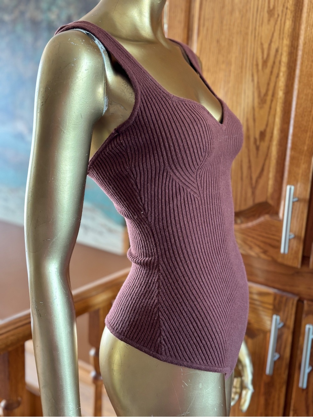 Abercrombie & Fitch Ribbed V-Neck Tank Top - Mauve Brown